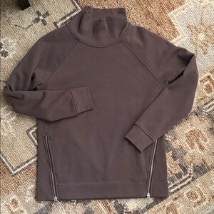 Athleta Brown Sweatshirt with Zipper Details